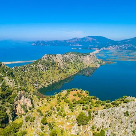 Almira Villa Göcek